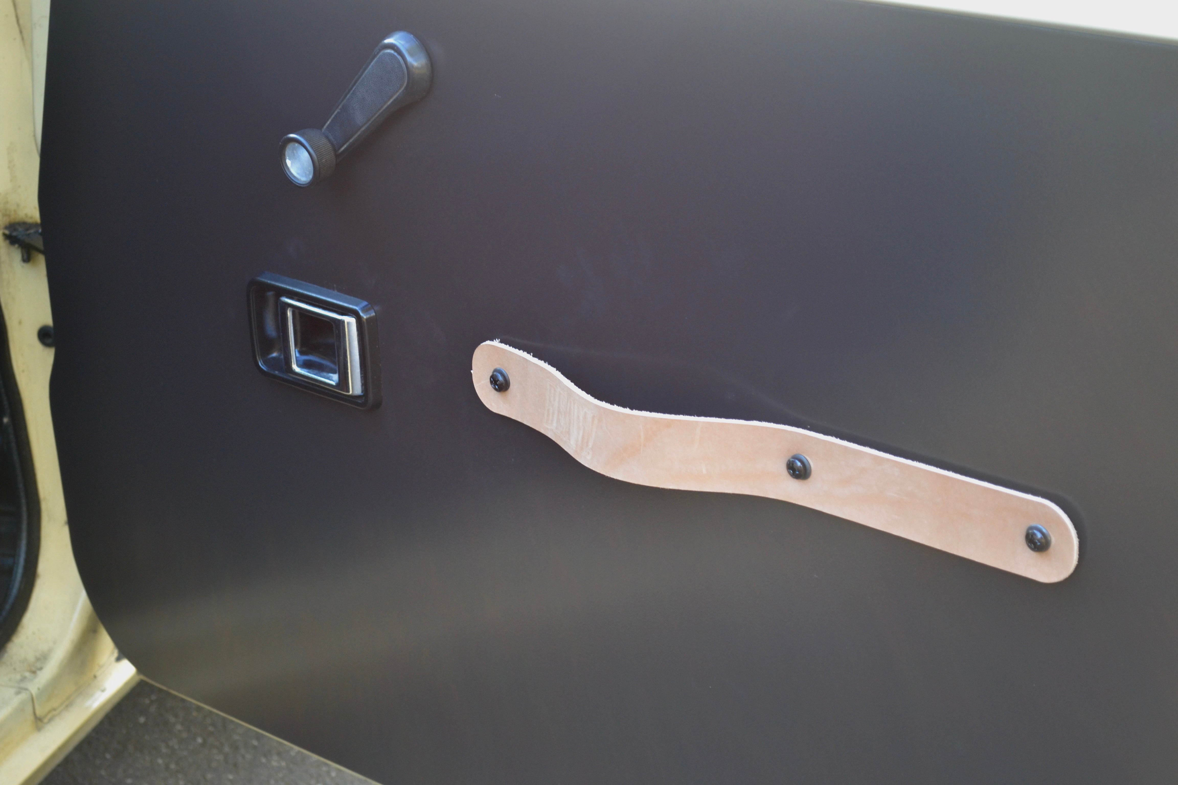 KE70 Leather Door Pulls – Beam Speed Shop